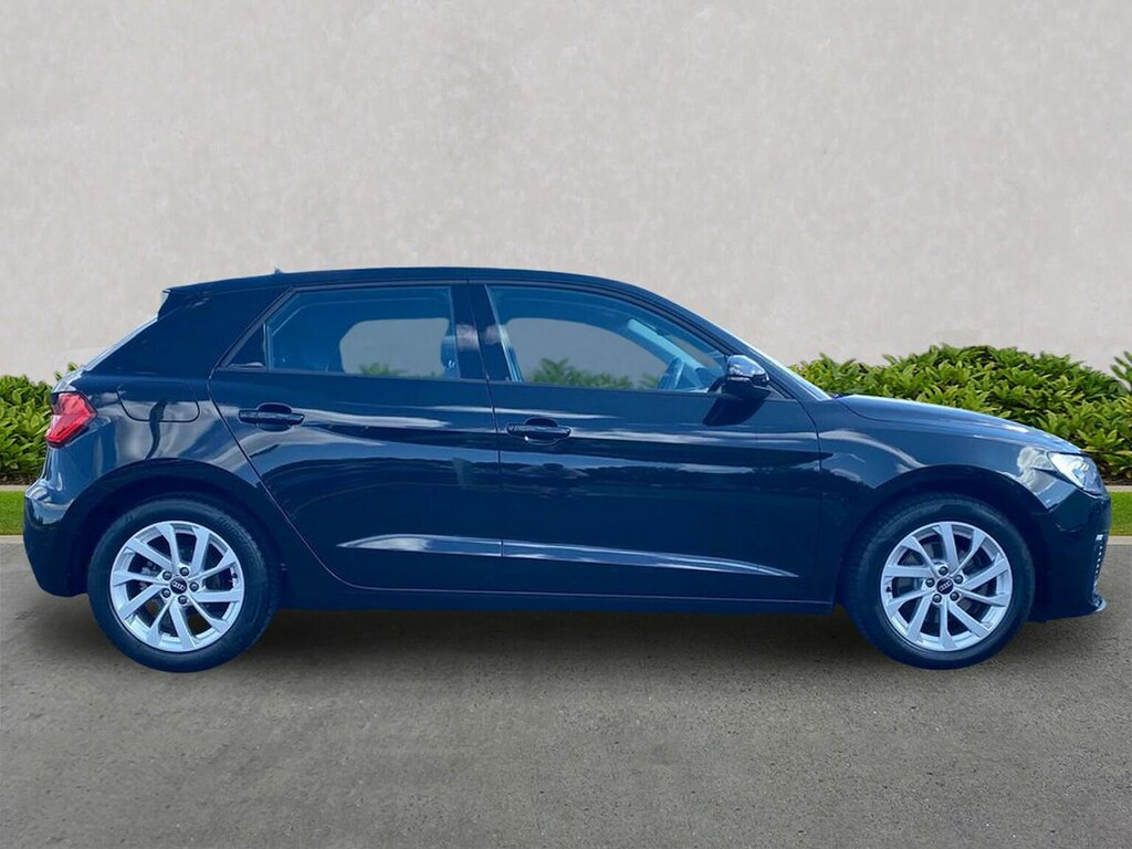 Audi A1 1.0 Tfsi 30 Sport Sportback Euro Black #3