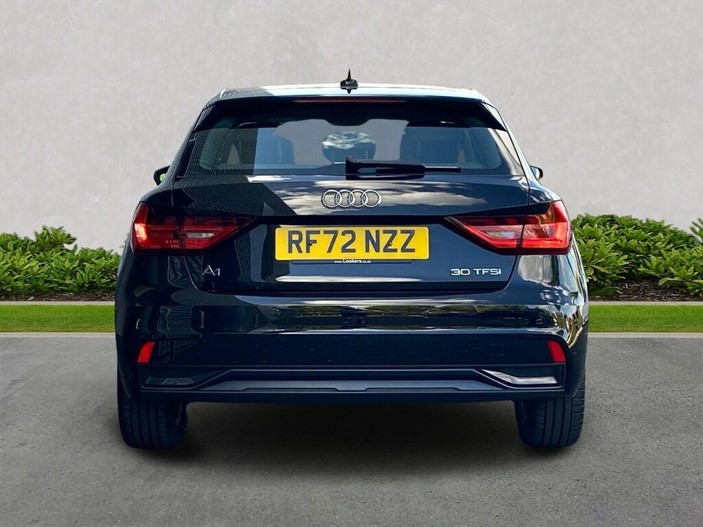 Audi A1 1.0 Tfsi 30 Sport Sportback Euro Black #4