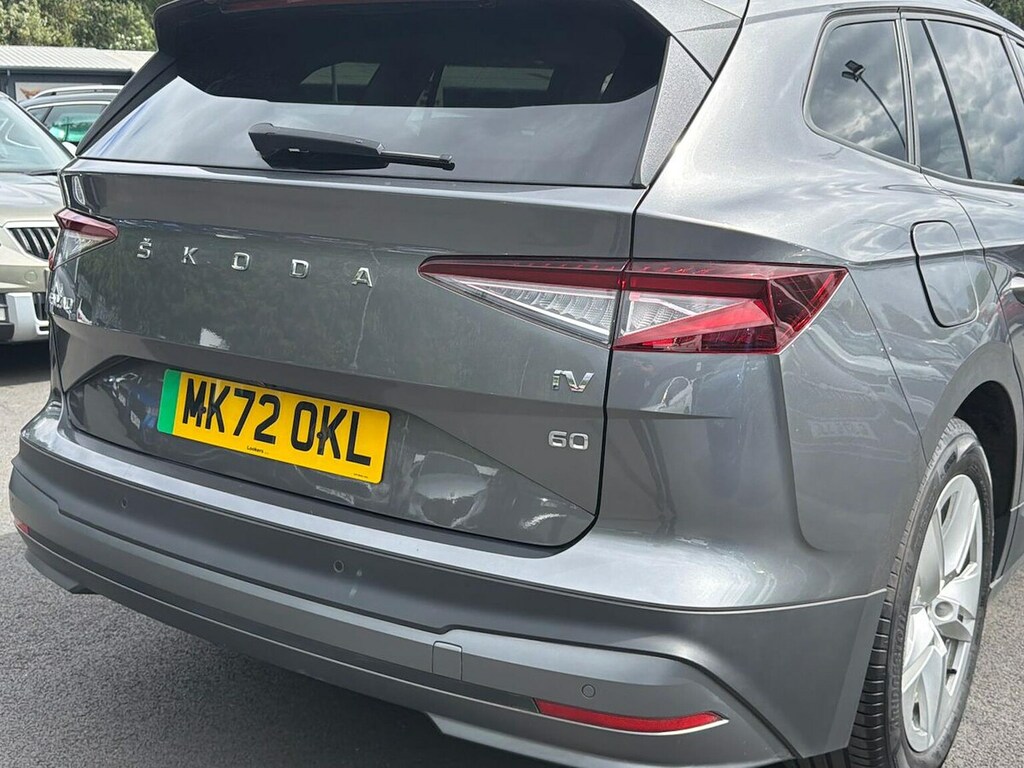 Skoda ENYAQ Iv E 179Ps 60 62 Kwh White #36