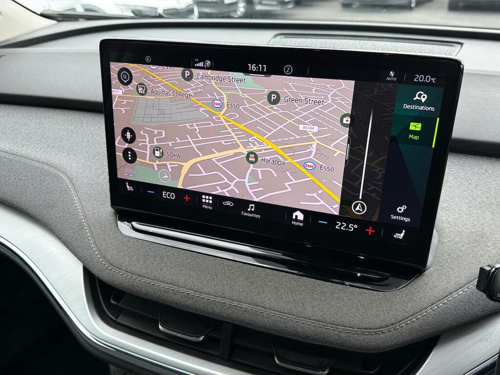 Skoda ENYAQ Iv E 179Ps 60 62 Kwh White #24