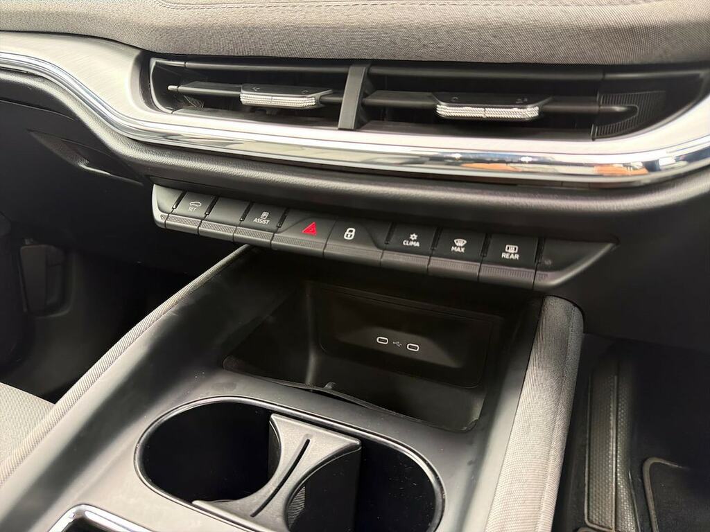 Skoda ENYAQ Iv E 179Ps 60 62 Kwh White #22