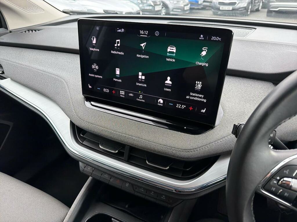 Skoda ENYAQ Iv E 179Ps 60 62 Kwh White #11