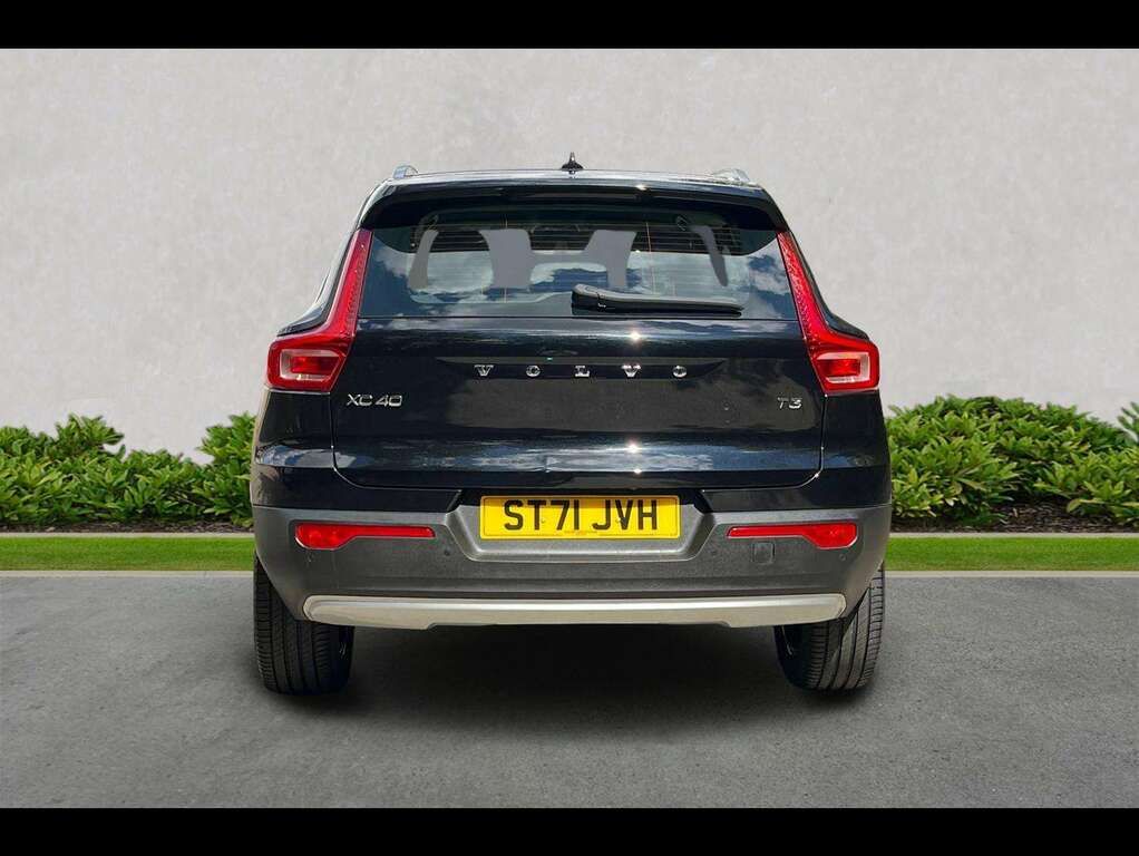 Volvo XC40 1.5 T3 163 Inscription Geartronic Black #4