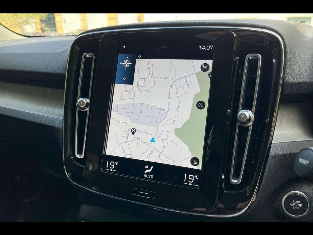 Volvo XC40 1.5 T3 163 R Design Geartronic Climate Pack Silver #22