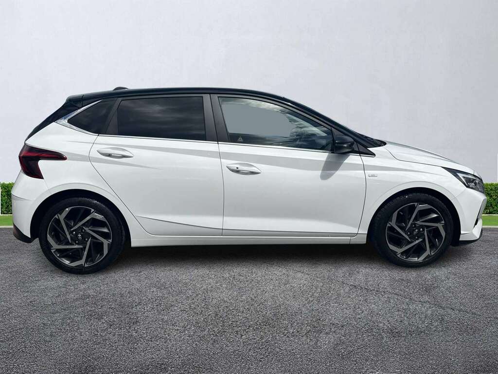 Hyundai I20 1.0T Gdi 48V Mhd Ultimate Dct White #3