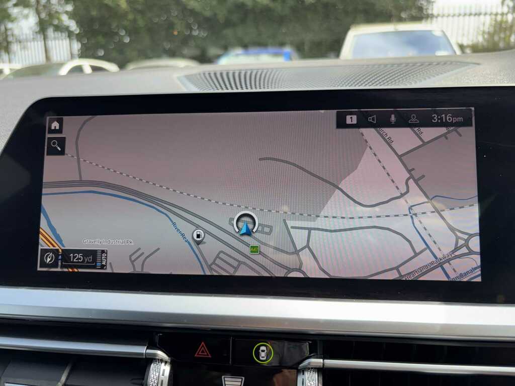 BMW 3 Series 320I M Sport White #22