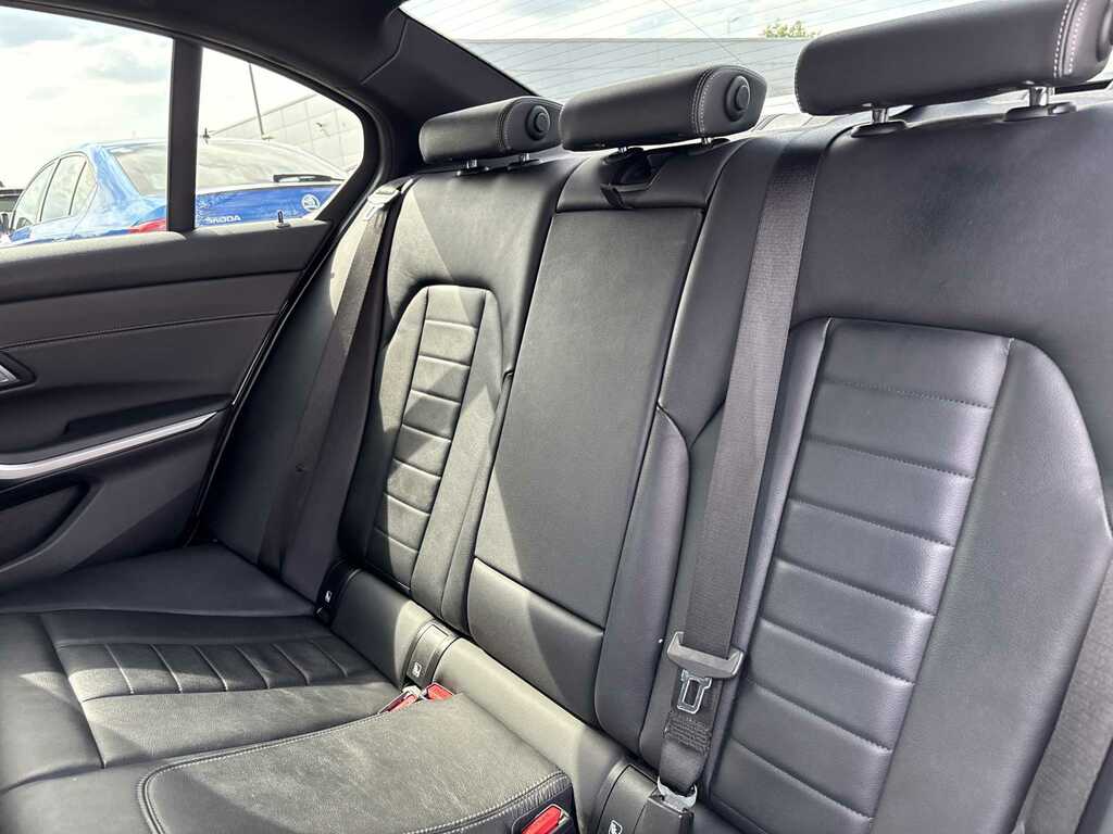 BMW 3 Series 320I M Sport White #15