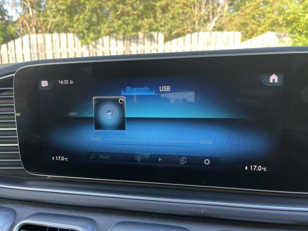 Mercedes-Benz GLE Class 300D 4Matic Amg Line Prem Plus 7 Seats Blue #41