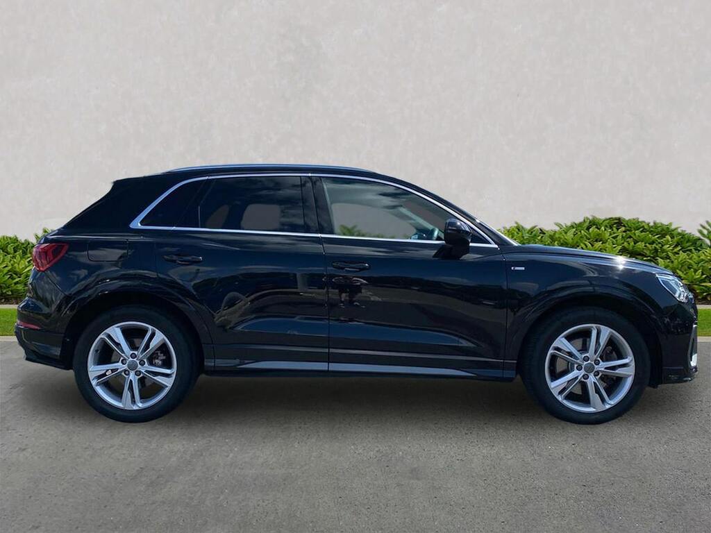 Audi Q3 2.0 Tfsi 40 S Line Suv S Tronic Quattro Black #3