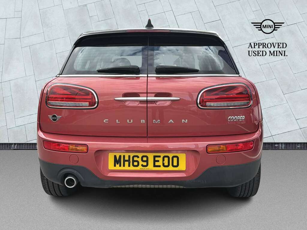 Mini Clubman 1.5 Cooper Classic 6Dr Red #4