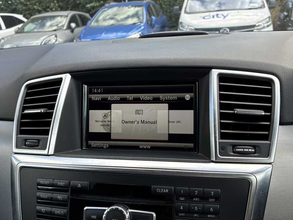 Mercedes-Benz M Class 3.0 Ml350 V6 Bluetec Amg Line Premium Plus Suv Grey #35