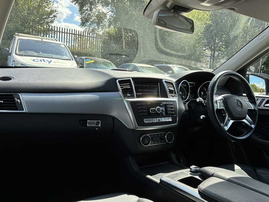 Mercedes-Benz M Class 3.0 Ml350 V6 Bluetec Amg Line Premium Plus Suv Grey #7