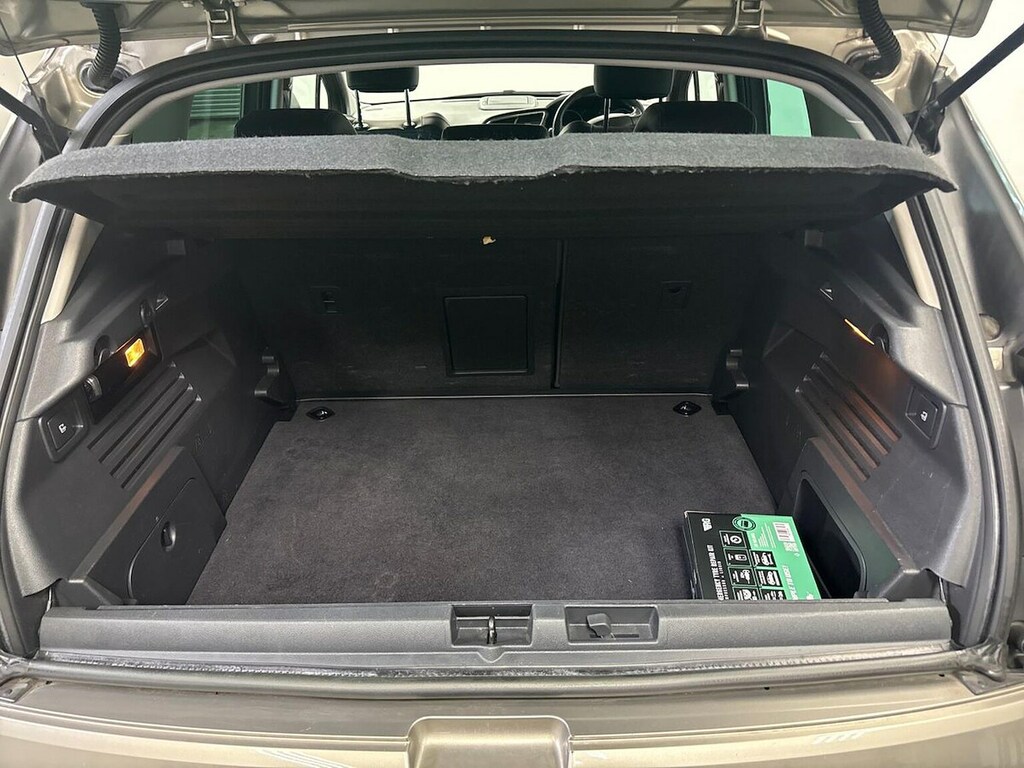 Peugeot 3008  Silver #17