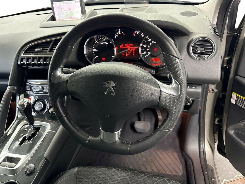 Peugeot 3008  Silver #9