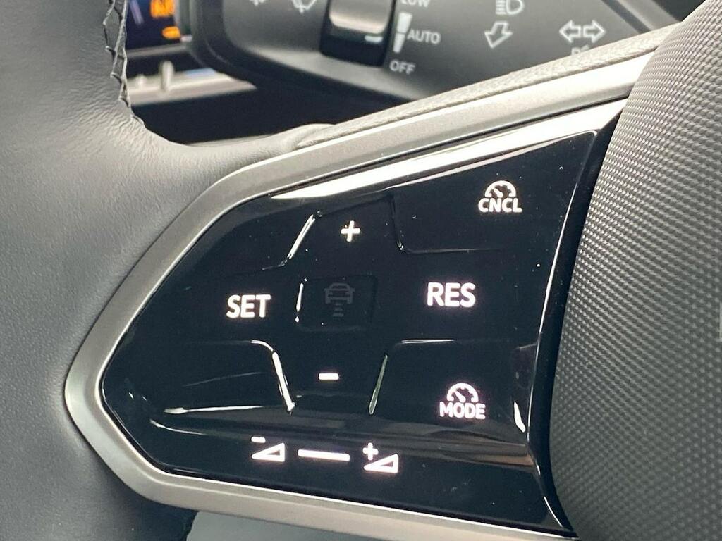 Volkswagen ID.4 210Kw Black Edition Pro 77Kwh Black #27