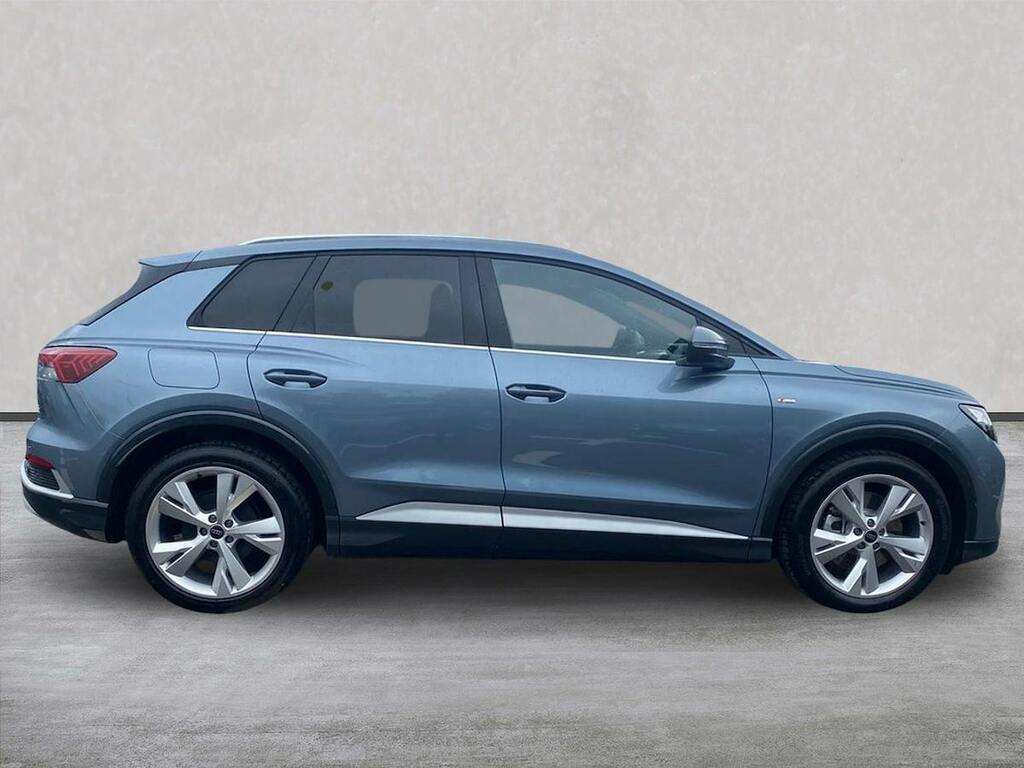 Audi Q4 E Tron 40 S Line Suv 63Kwh 204 Ps Blue #3