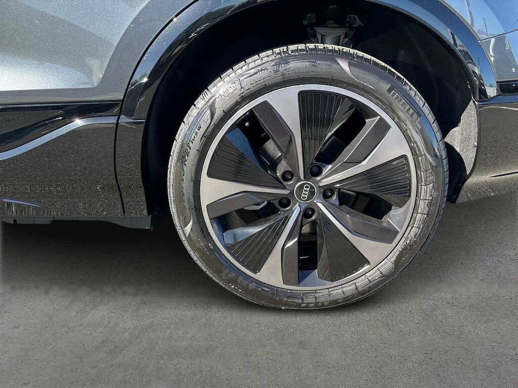 Audi Q6 E-Tron 100Kwh Performance Black Edition Suv Grey #6