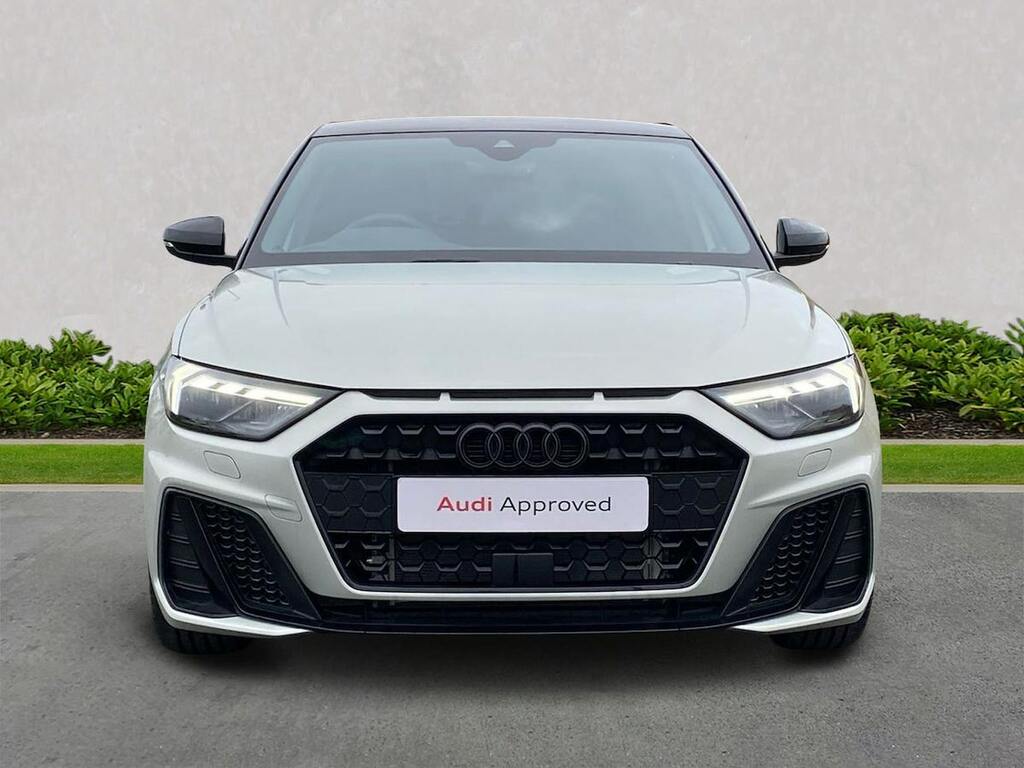Audi A1 30 Tfsi Black Edition Silver #5