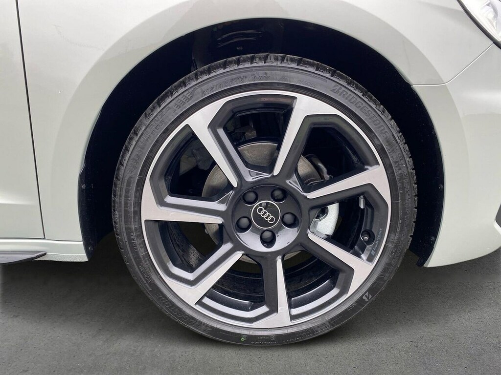 Audi A1 30 Tfsi Black Edition Silver #6