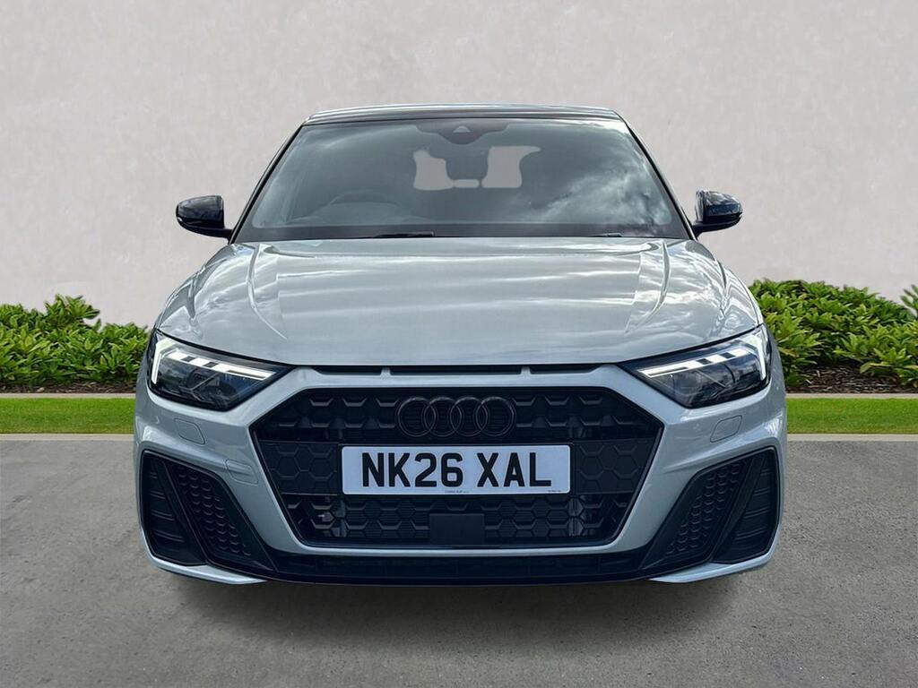 Audi A1 30 Tfsi Black Edition Silver #5