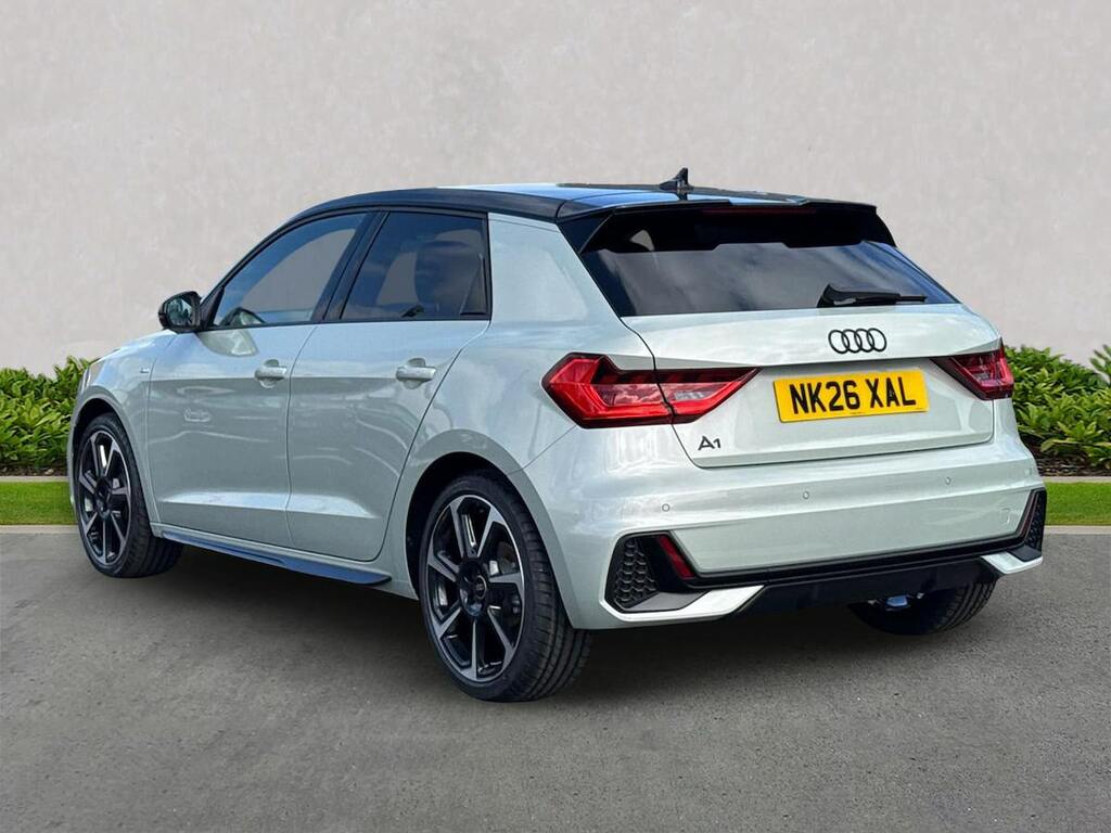 Audi A1 30 Tfsi Black Edition Silver #2
