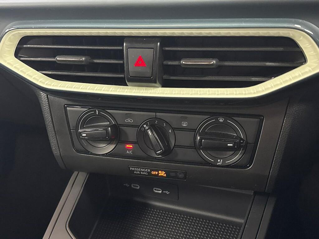 Seat Ibiza 1.0 Tsi 115 Fr First Edition Dsg Delivery Black #12