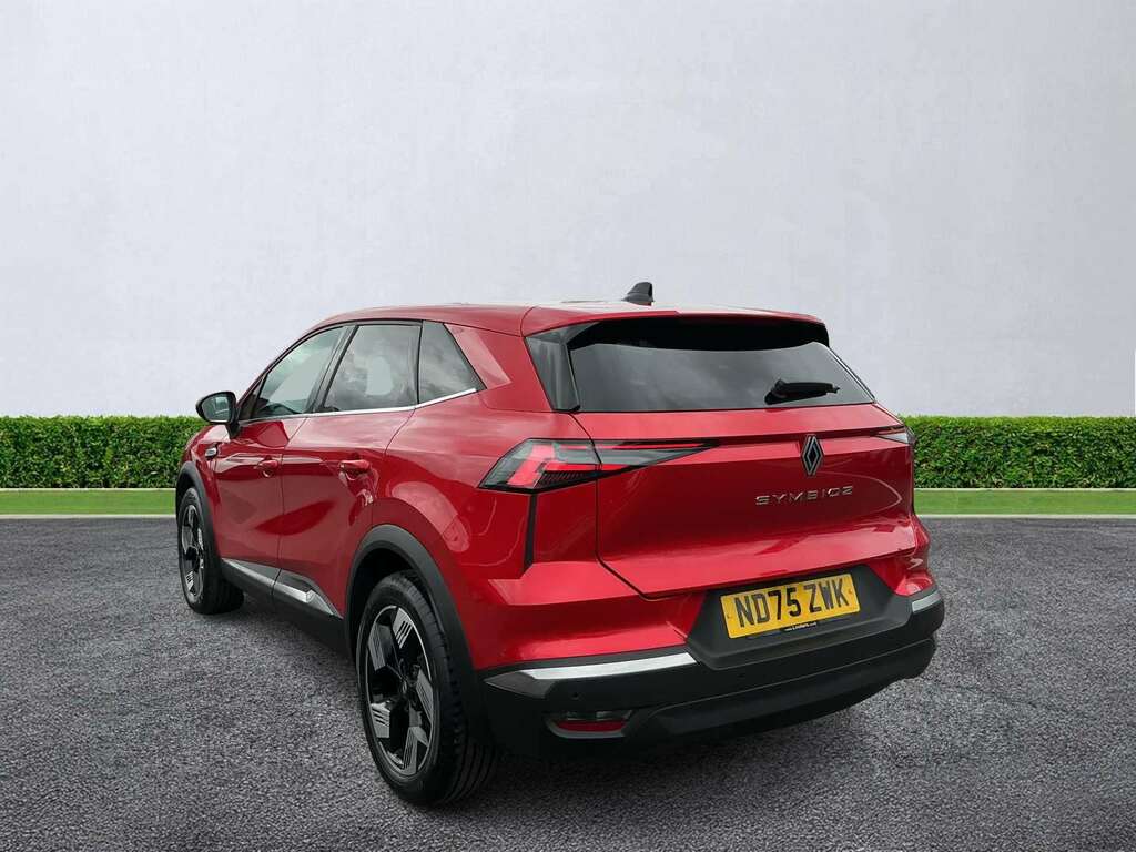 Renault Symbioz 1.3 Tce 140 Techno Red #2