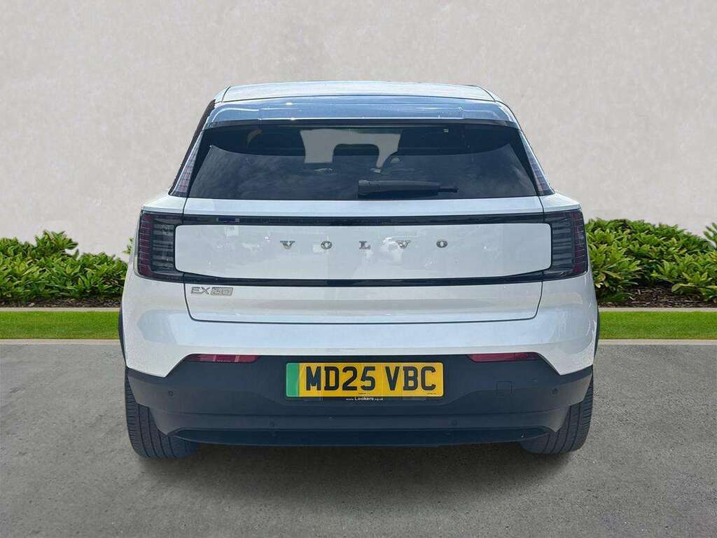 Volvo EX30 200Kw Sm Extended Range Ultra 69Kwh White #4