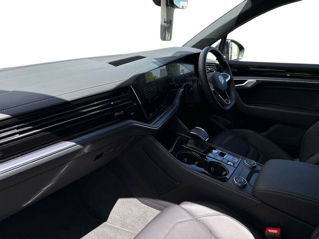 Volkswagen Touareg Black Edition Silver #7