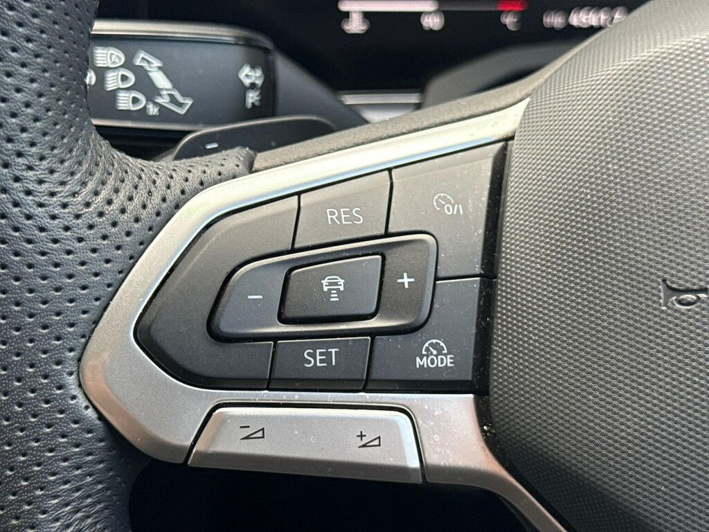 Volkswagen Touareg Black Edition Silver #27