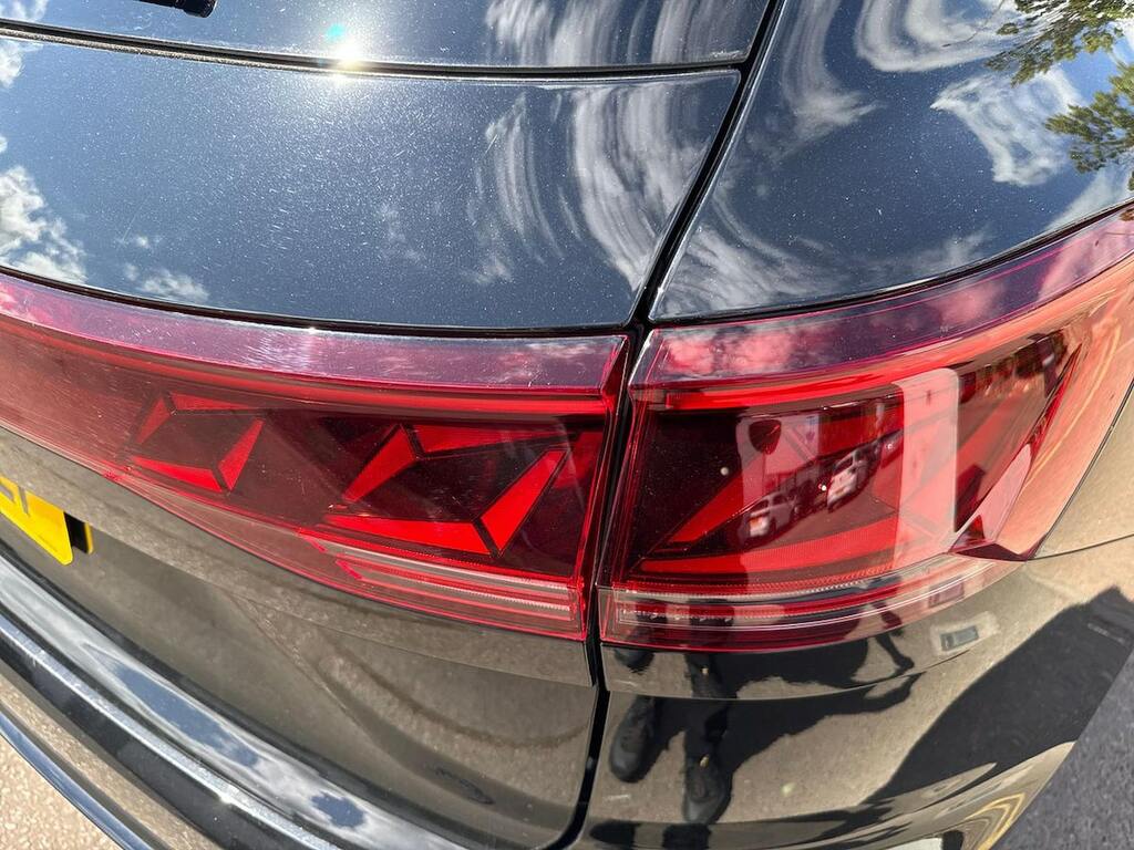 Volkswagen Touareg Black Edition Silver #36
