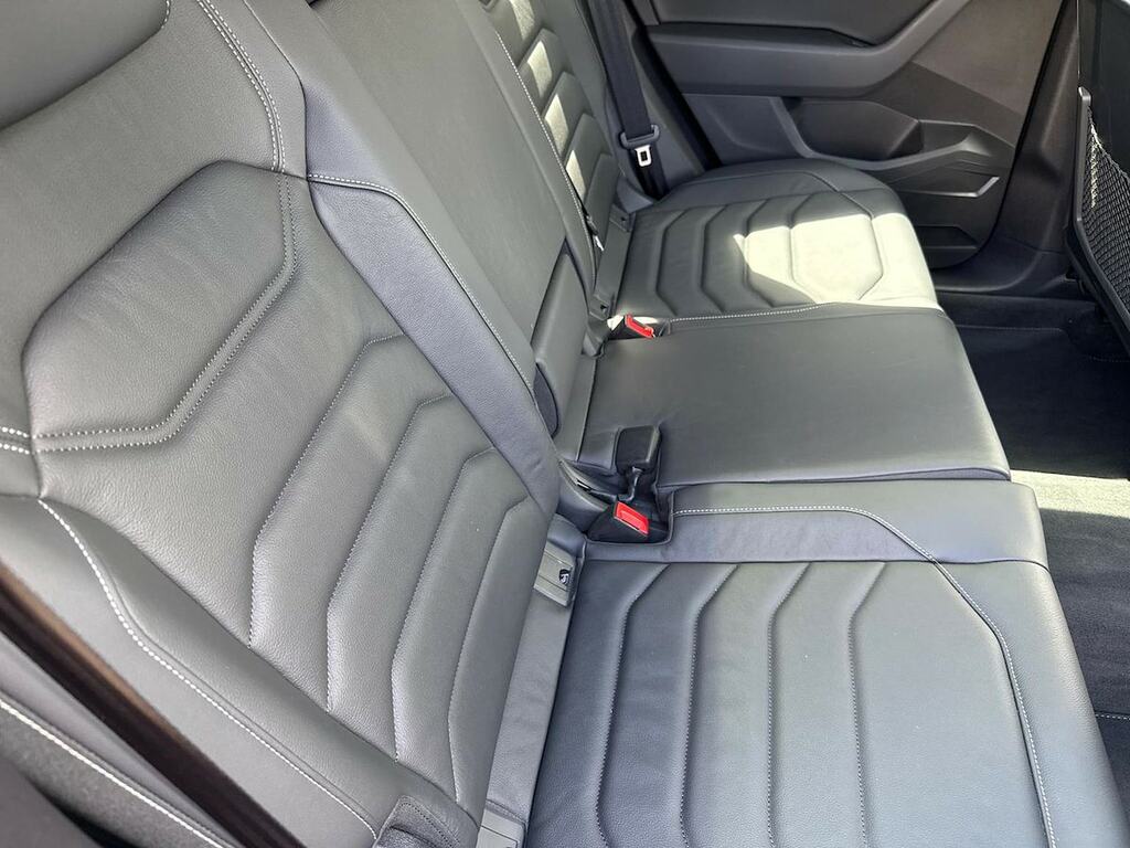 Volkswagen Touareg Black Edition Silver #16