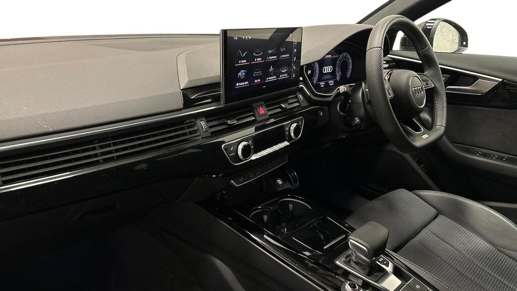 Audi A4 Avant 40 Tfsi 204 Black Edition S Tronic Black #5