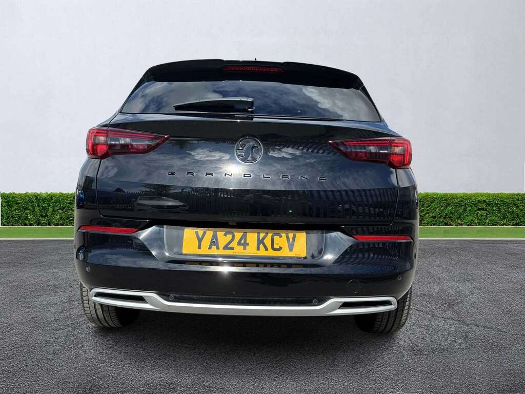 Vauxhall Grandland 1.2 Turbo Ultimate Black #4