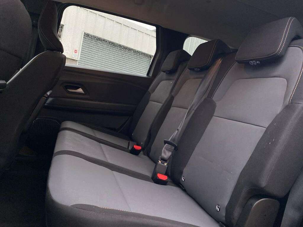 Dacia Jogger 1.6 Hybrid Extreme Mpv Hybrid Grey #16