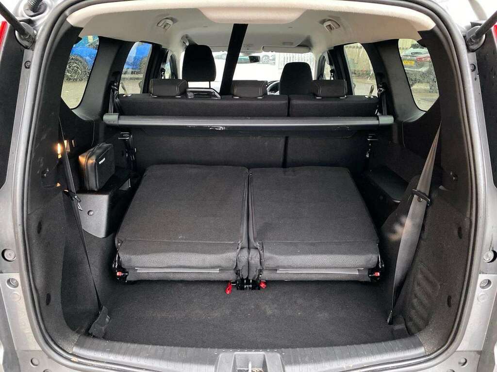 Dacia Jogger 1.6 Hybrid Extreme Mpv Hybrid Grey #17