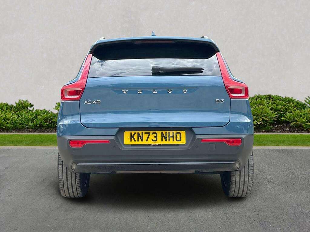 Volvo XC40 2.0 B3p Plus Dark Blue #4