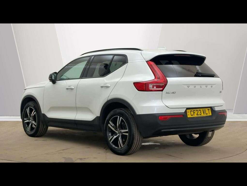 Volvo XC40 2.0 B3p Plus Dark White #5