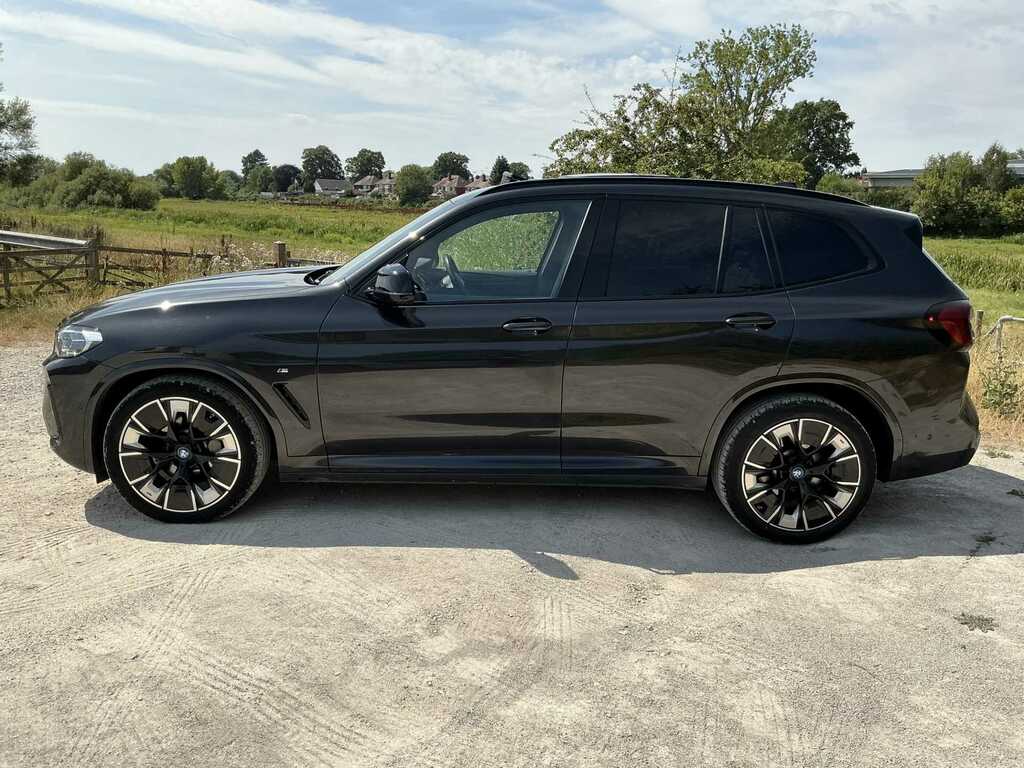 BMW iX3 80Kwh M Sport Suv 286 Ps Black #19