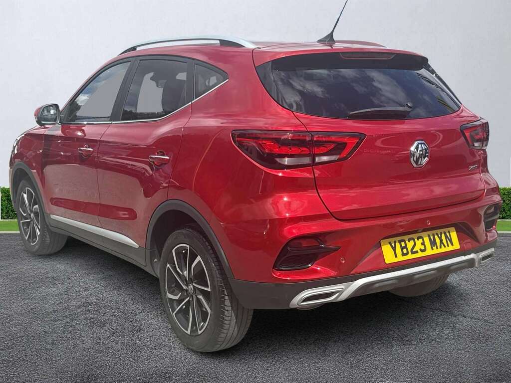 MG ZS 1.5 Vti-tech Exclusive Red #2