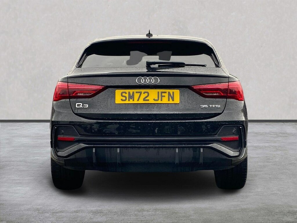 Audi Q3 35 Tfsi Black Edition S Tronic Cs Pack Black #4
