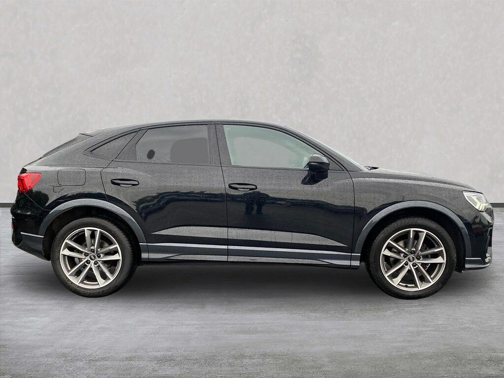 Audi Q3 35 Tfsi Black Edition S Tronic Cs Pack Black #3