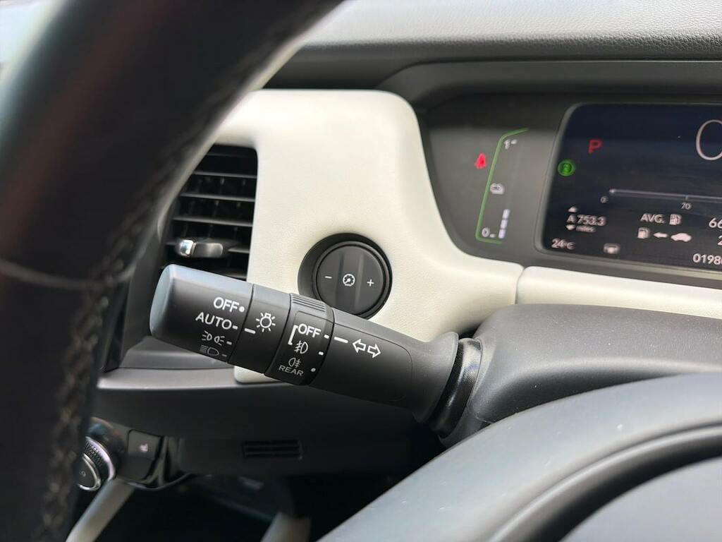 Honda Jazz 1.5 I-mmd Hybrid Se Ecvt Black #28