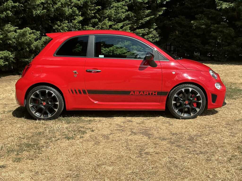 Abarth 595 1.4 T-jet 180 Competizione Red #3