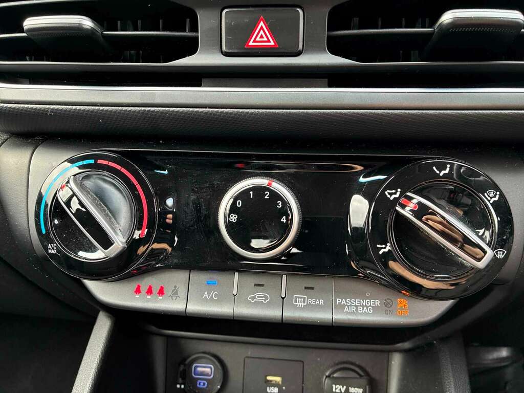 Hyundai Kona 1.6 Gdi Ultimate 140 Bhp Blue #11