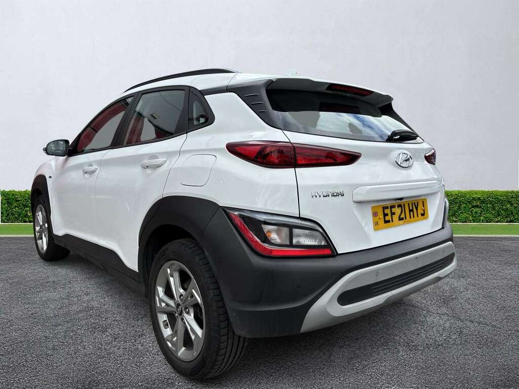 Hyundai Kona 1.0 Tgdi 48V Mhev Se Connect White #2