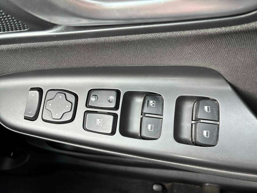 Hyundai Kona 1.6 Gdi Ultimate 140 Bhp Blue #19