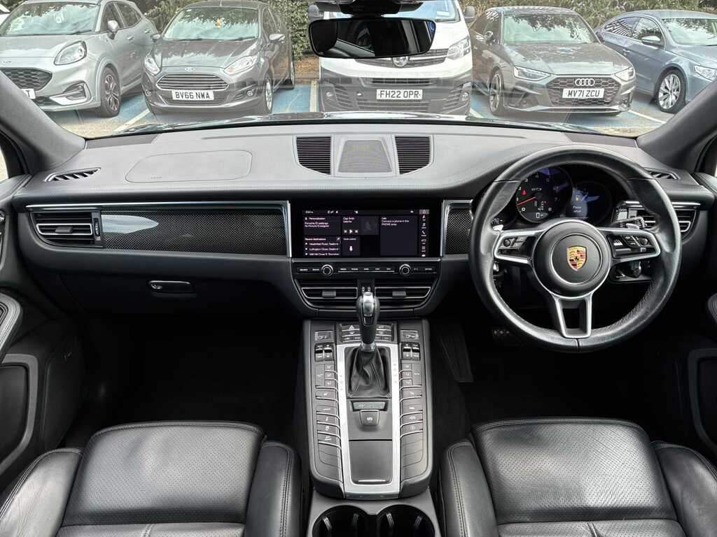 Porsche Macan 2021 2.0T Suv Pdk 4Wd Euro 6 Ss 245 Black #8