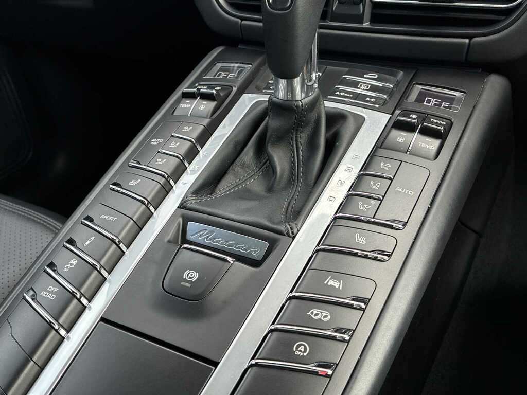 Porsche Macan 2021 2.0T Suv Pdk 4Wd Euro 6 Ss 245 Black #12