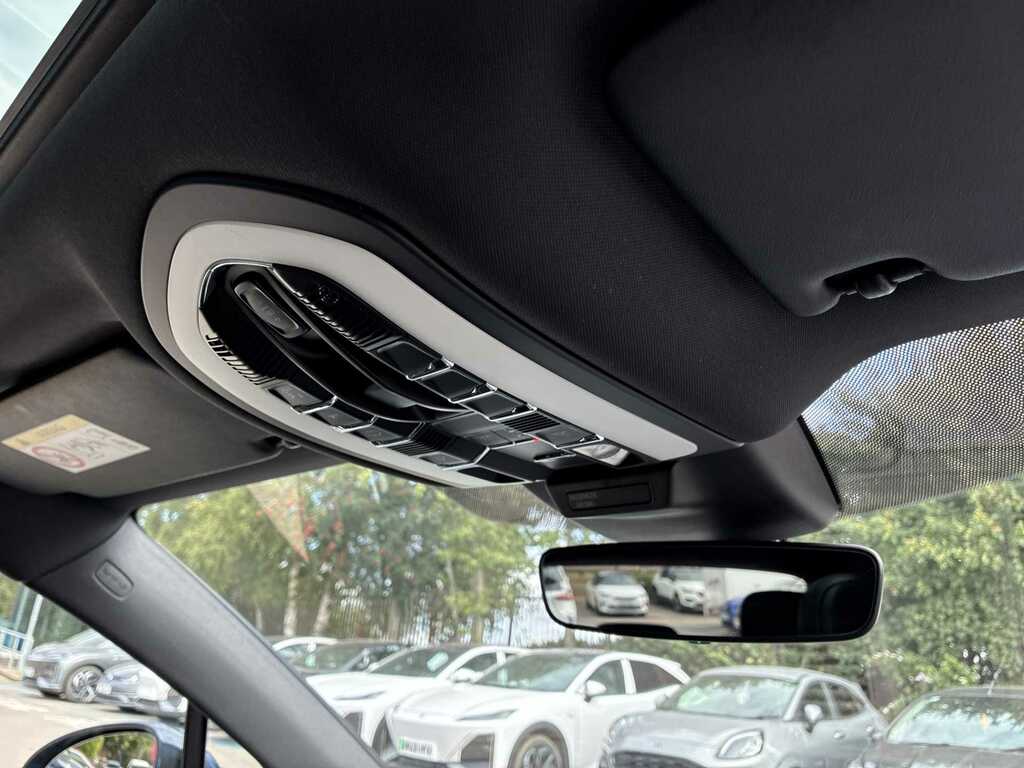 Porsche Macan 2021 2.0T Suv Pdk 4Wd Euro 6 Ss 245 Black #13